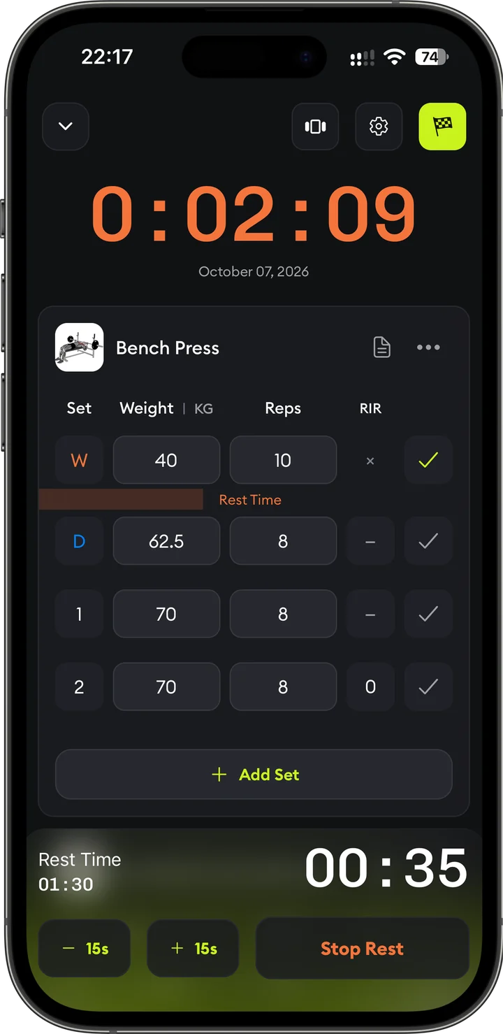 The same workout open in the MoveMate tracker: bench press sets, reps, RIR and rest timer